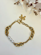 Pearly Bow Armband