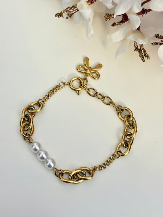 Pearly Bow Armband
