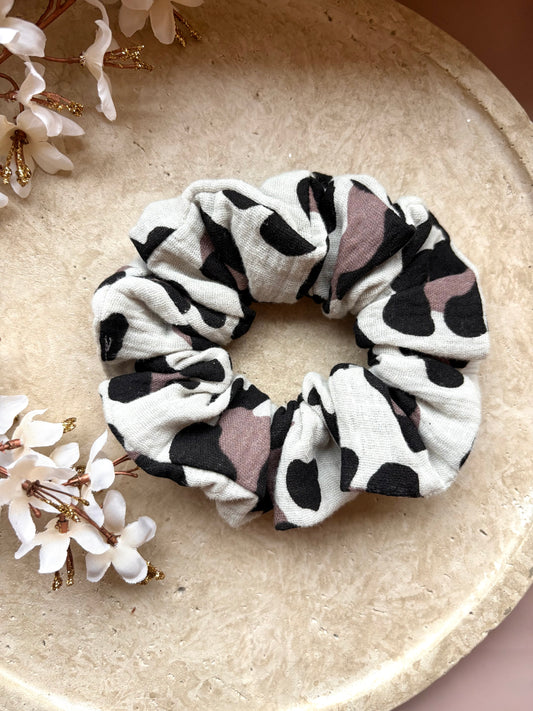 XS Musselin Scrunchie „Soft Leo“