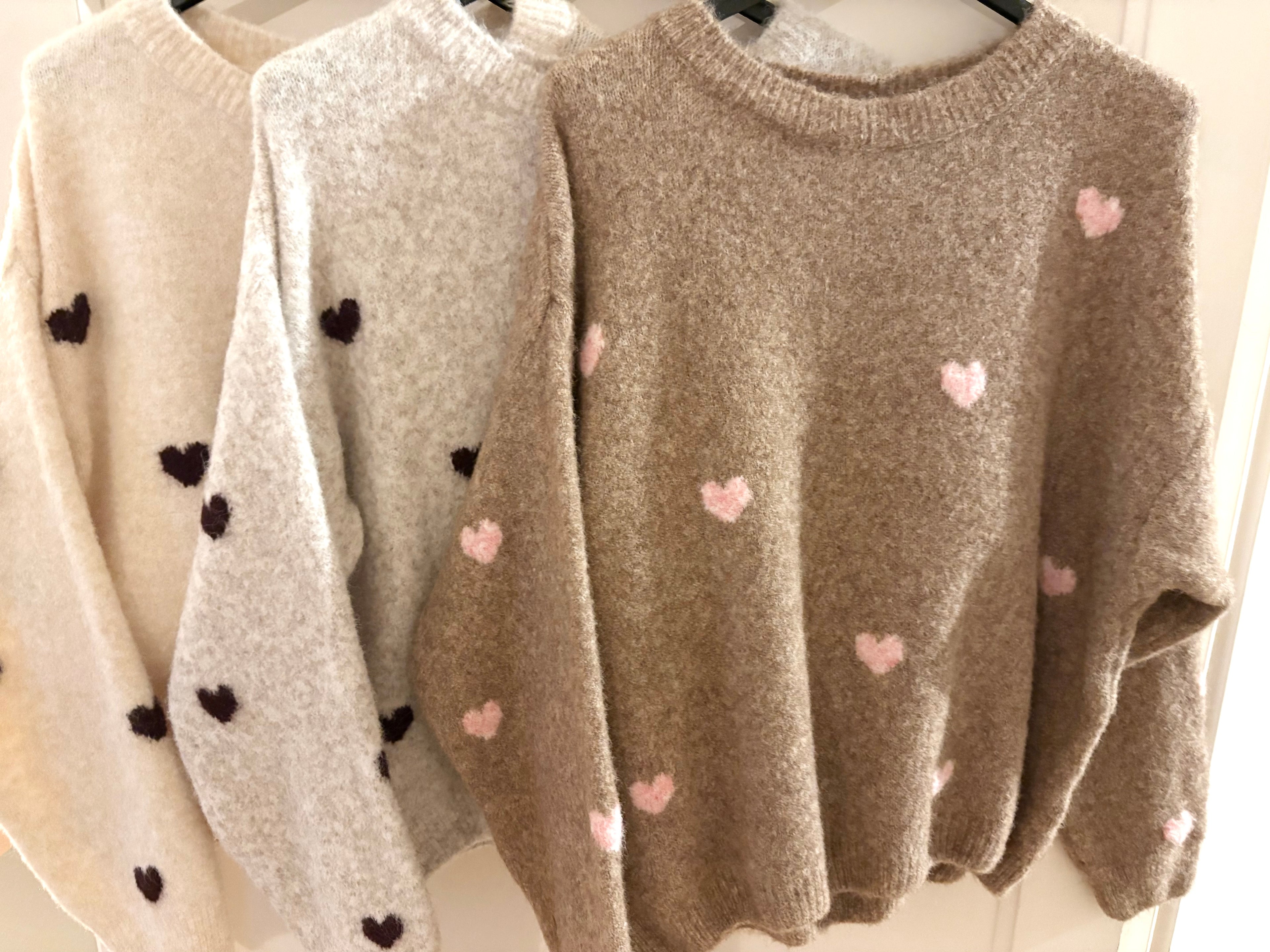 Sweet Hearts Pullover