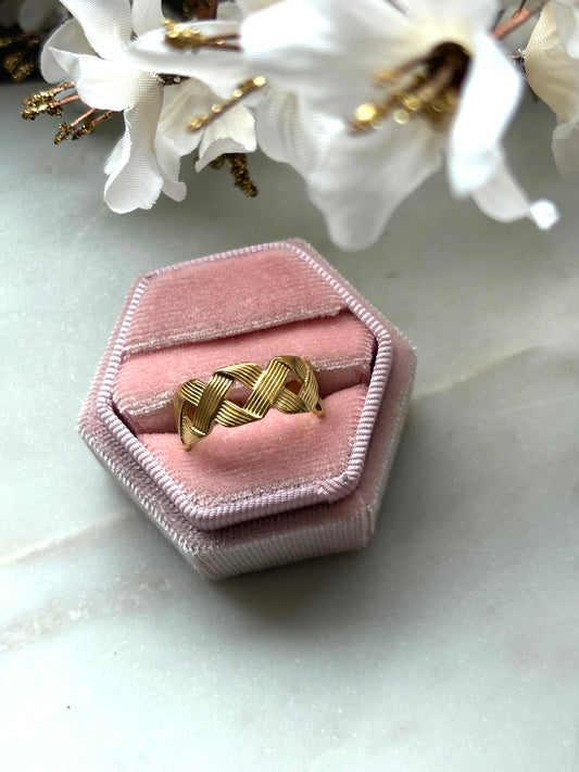 Cleo Ring