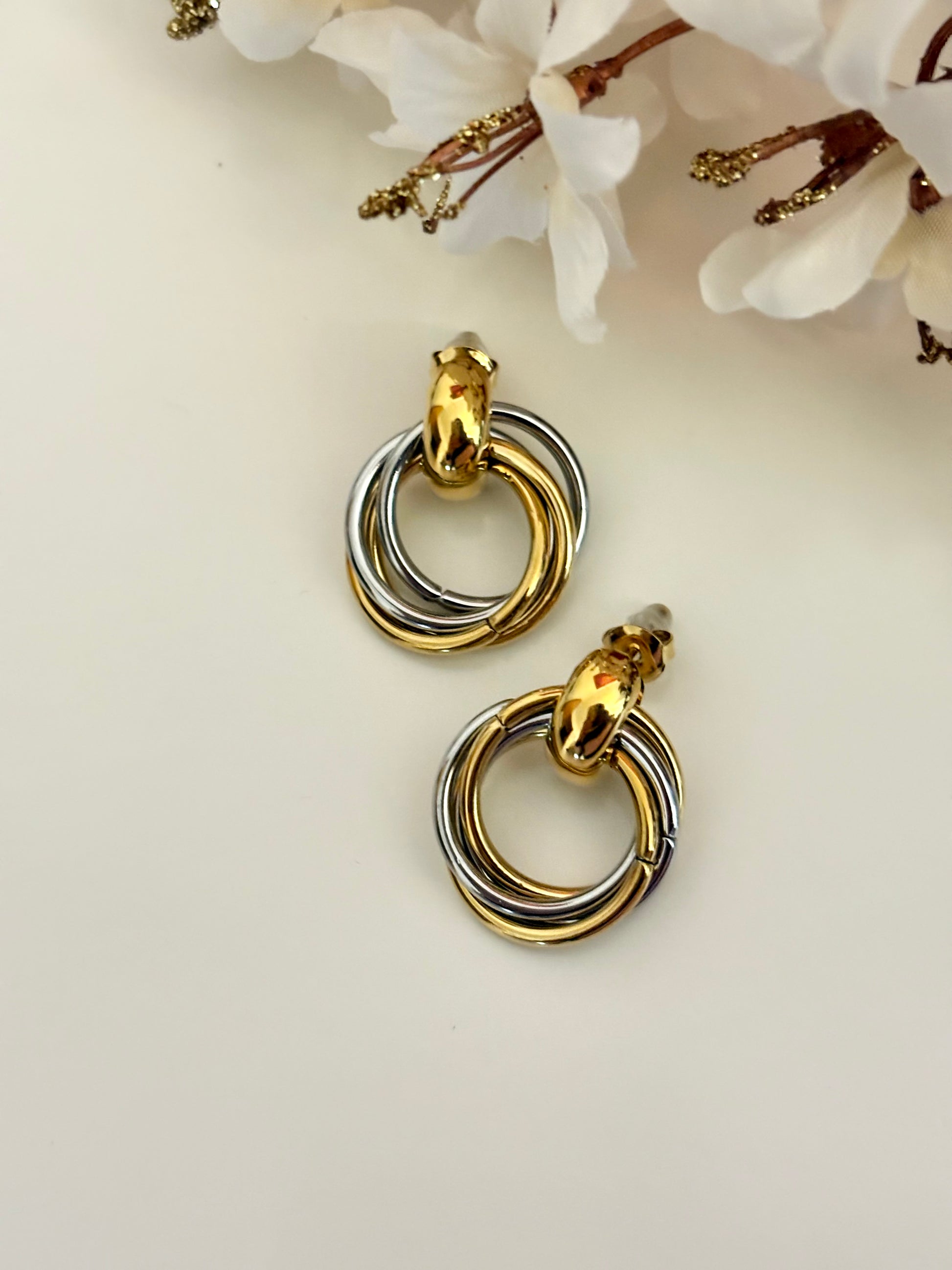 Helia earrings