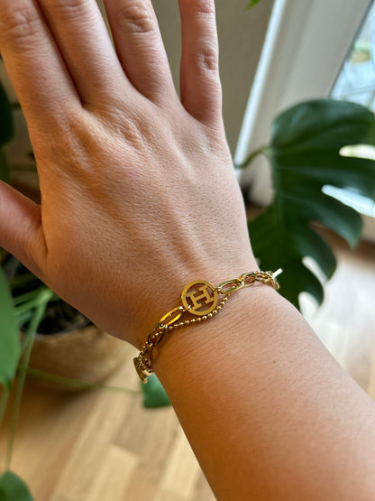 Hibiscus bracelet