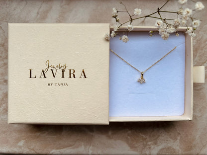 Floral necklace
