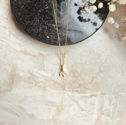 Floral necklace