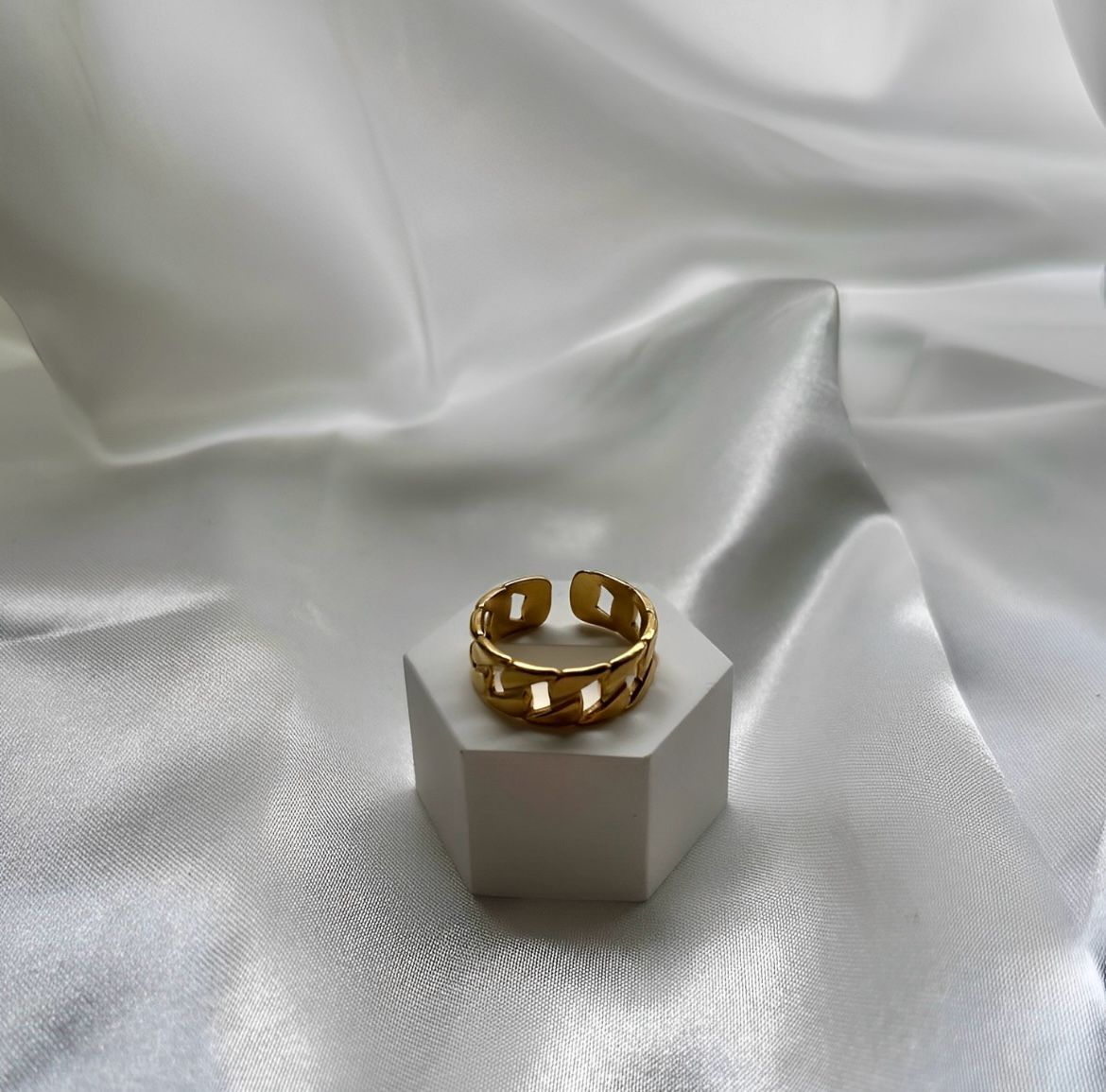 Marigold Ring